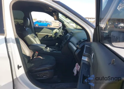 2018 Ford Explorer Xlt z USA, uszkodzony, nr VIN 1FM5K8D87JGA56617